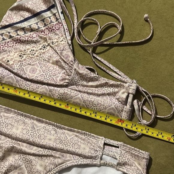 Athleta Aqualuxe Kitten Kisses Bikini Set Medium 59 - Picture 8 of 16